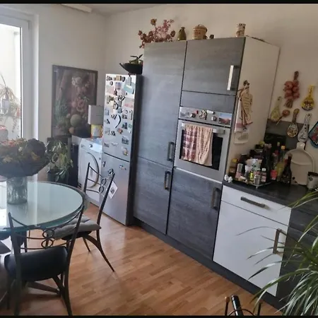 Οργανωμένο κάμπινγκ Zentrale Lage Trotzdem Ruhig. Ντίσελντορφ